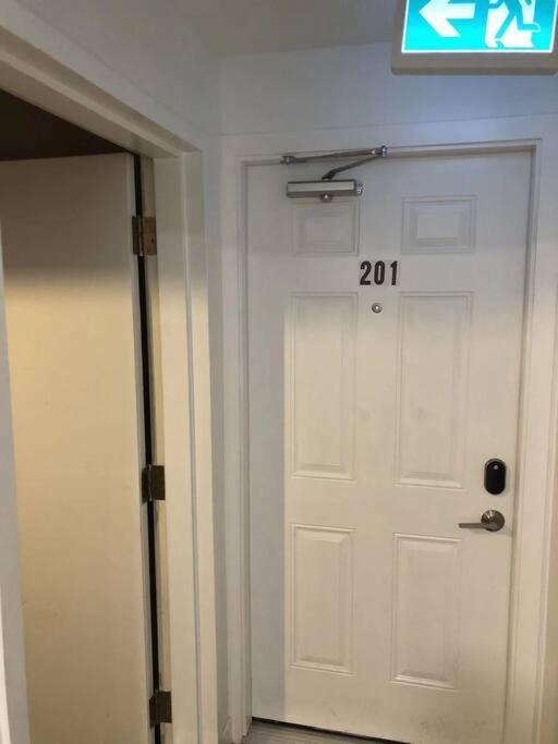 Unit #201 Cozy Mountain View 1Br In Dt Daire Canmore Dış mekan fotoğraf